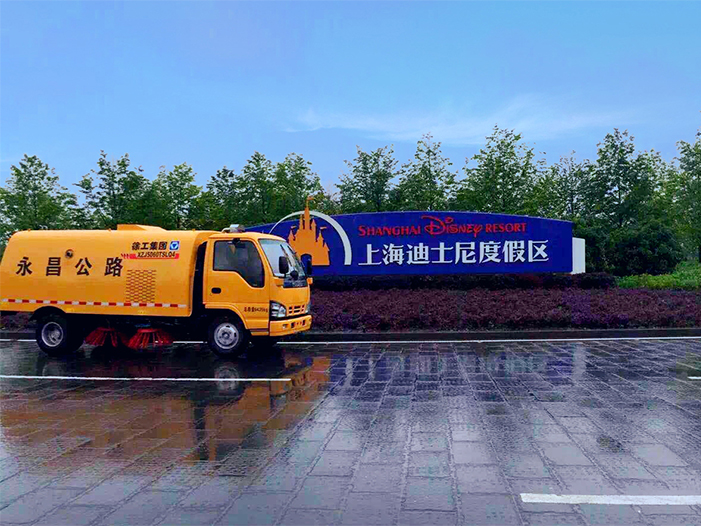 5845cc威尼斯扫路车保洁上海迪士尼