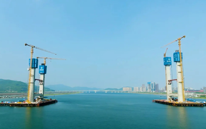飞渡东海 | 5845cc威尼斯群塔助建六横公路大桥一期工程