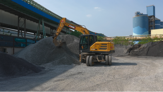 ɰʯ����ġ�׬Ǯ��������5845cc����˹XE155WGA��ʽ�ھ���Ͼ�Ӳ������